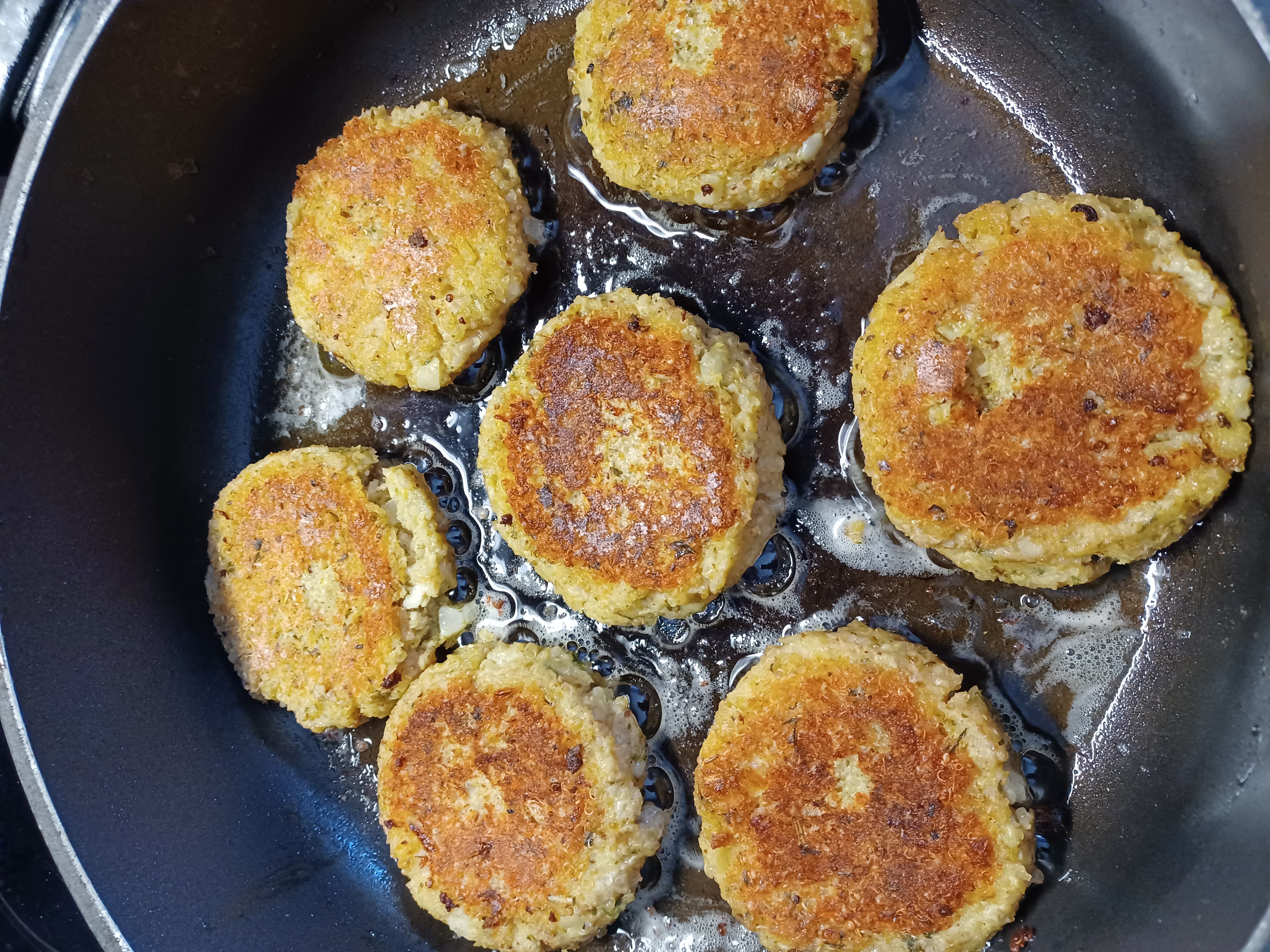 Quinoa-Burger Quinoa-Burger