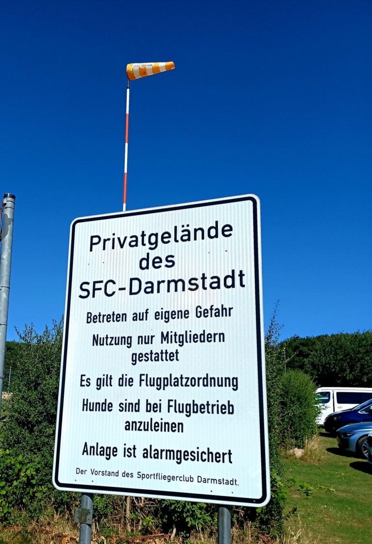 Ein schöner Abend bei den Modellfliegern in Ober-Ramstadt (2022)