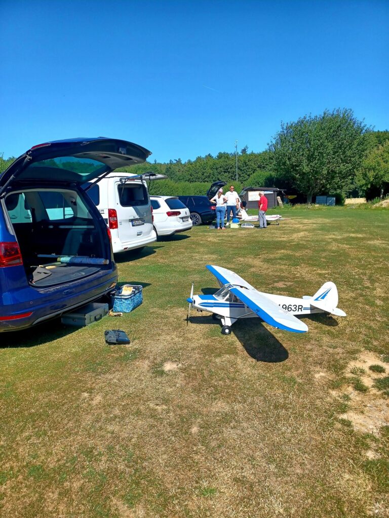 Ein schöner Abend bei den Modellfliegern in Ober-Ramstadt (2022)