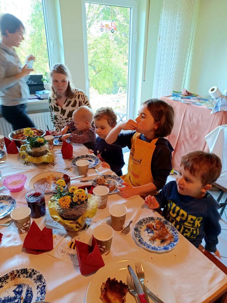 Dinnä mit Kinnä (2023)