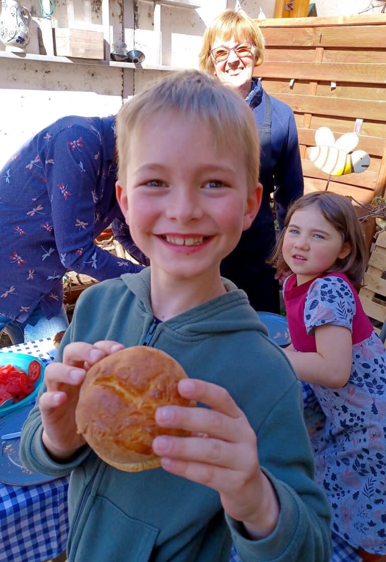 Dinnä mit Kinnä (2022)